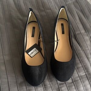 Forever 21 Classic Black Flats